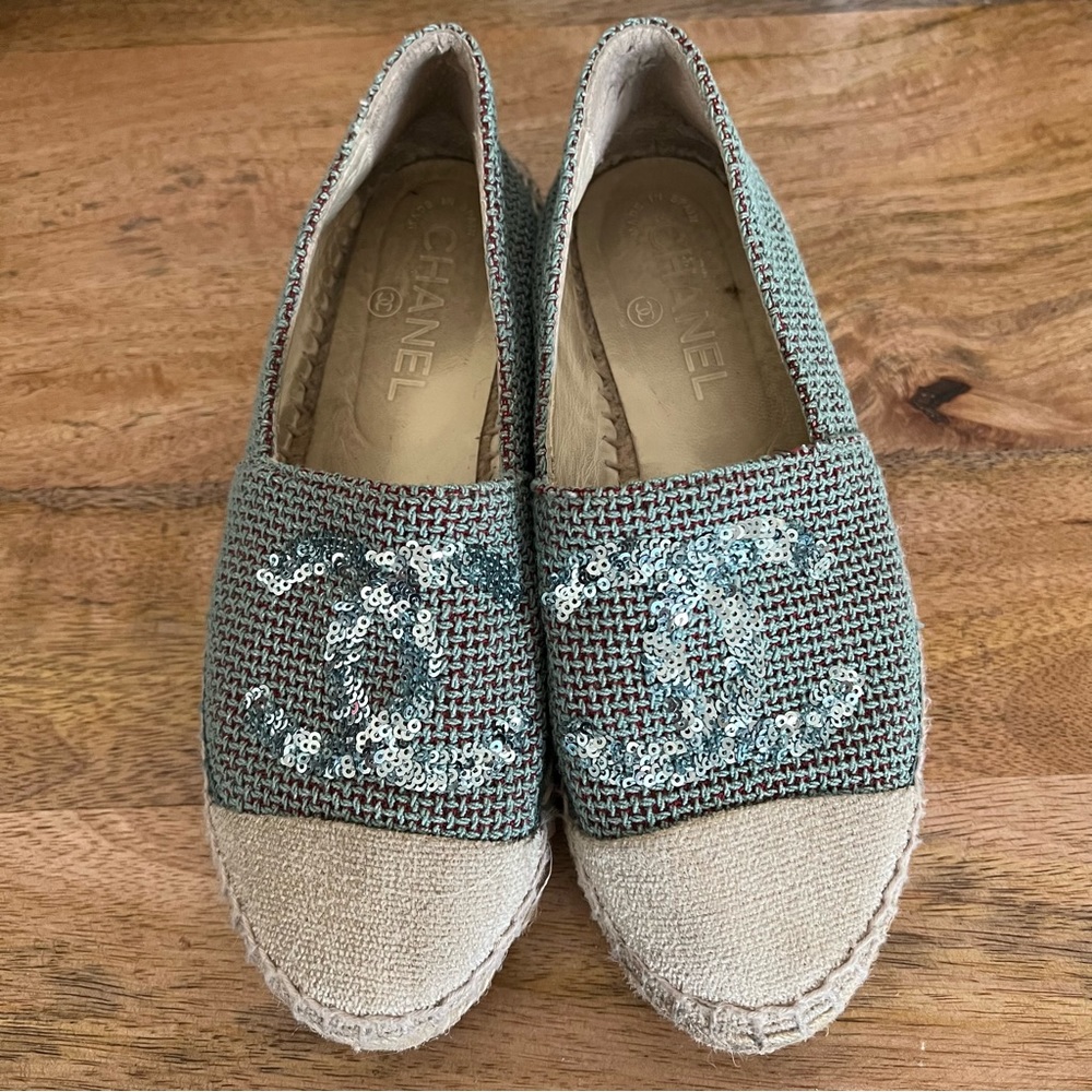 Chanel Light Teal / Beige Canvas Sequin CC
Espadrille Flats Size EU 36
